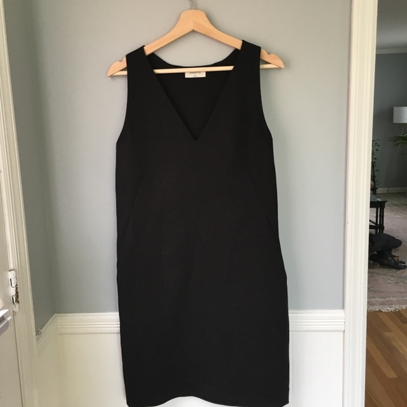 Aritzia BABATON Terado Shift Dress - Picture 2 of 4